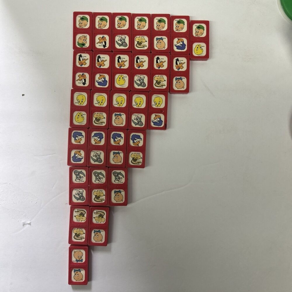 1977 Looney Tunes edition Dominos (no Box)
